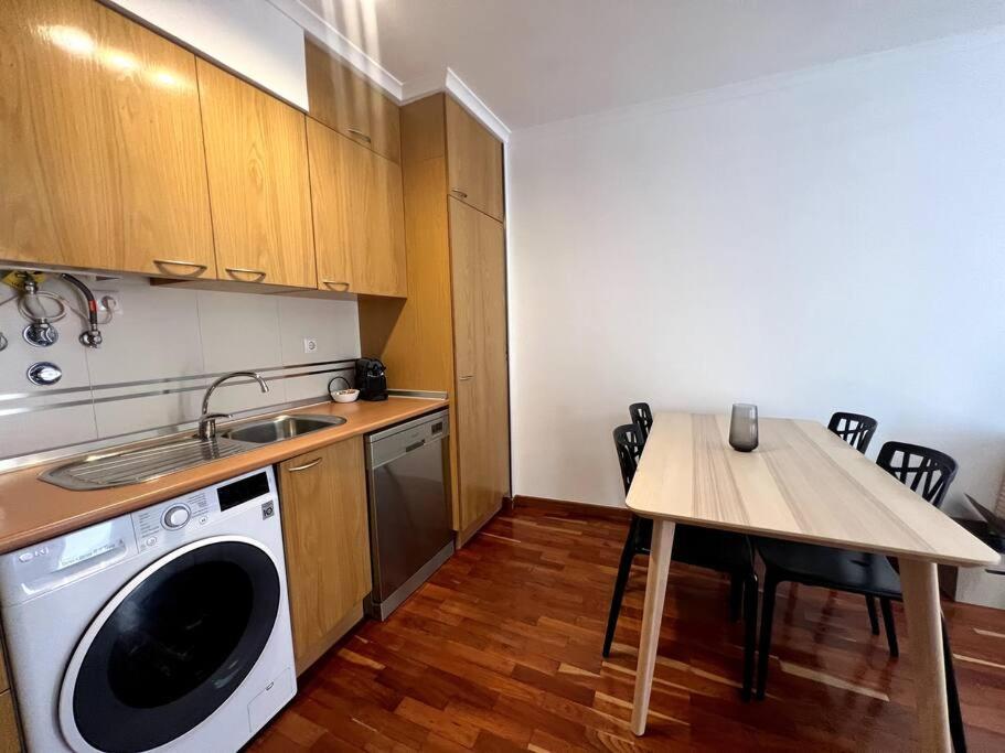 Appartement Historic Charm - Prime Location & Parking